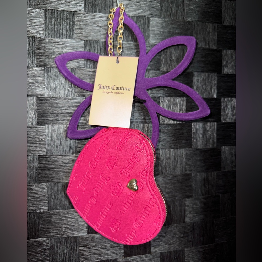 Heart wristlet 🩷